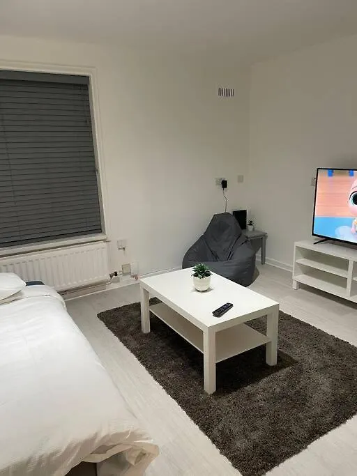 Appartamento Belfast Chic: Elegant 2Br Sleeps 5, Prime Location
