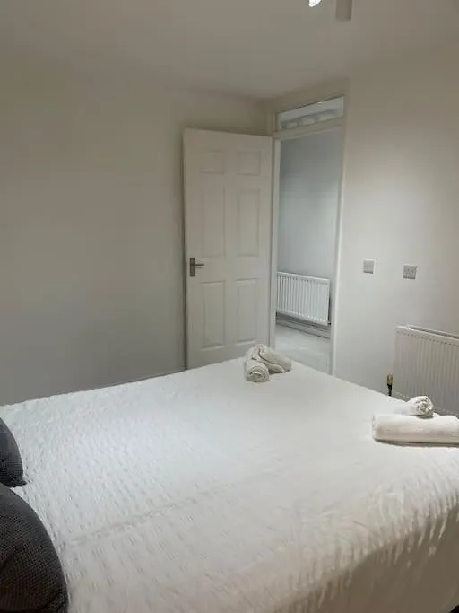 Appartamento Belfast Chic: Elegant 2Br Sleeps 5, Prime Location